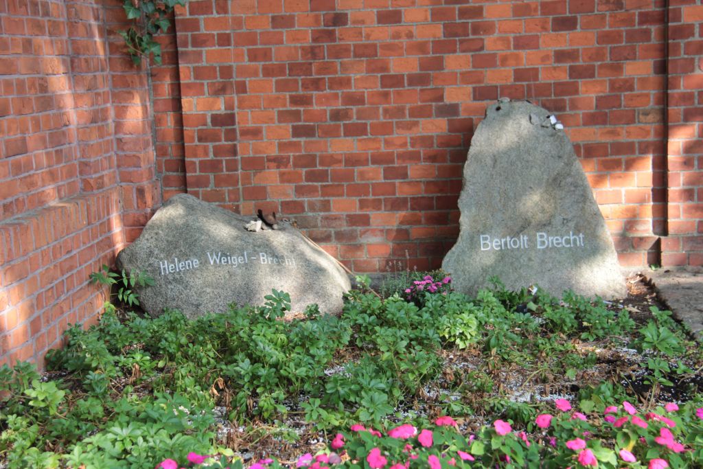 Tombe de Bertolt Brecht 