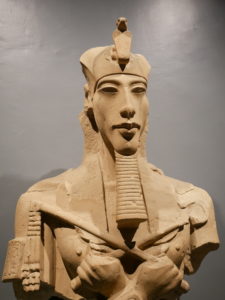 Buste d'Akhenaton